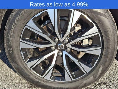 2023 Volvo XC60 B5 AWD Plus Bright Theme