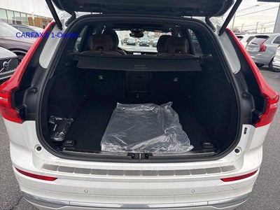 2023 Volvo XC60 B5 AWD Plus Bright Theme