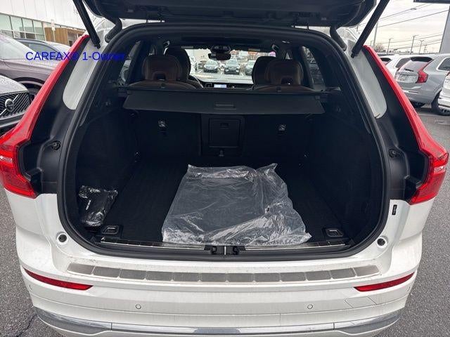 2023 Volvo XC60 B5 AWD Plus Bright Theme