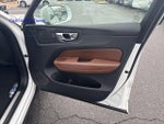 2023 Volvo XC60 B5 AWD Plus Bright Theme