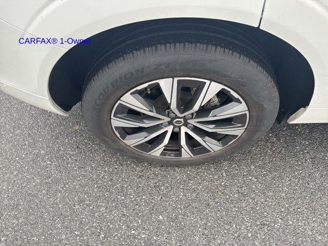 2023 Volvo XC60 B5 AWD Plus Bright Theme
