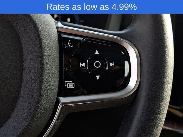 2023 Volvo XC60 B5 AWD Plus Dark Theme