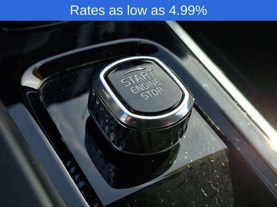 2023 Volvo XC60 B5 AWD Plus Dark Theme