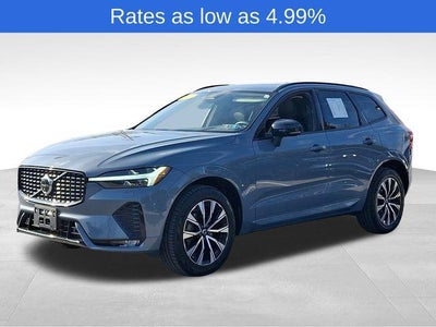 2023 Volvo XC60 B5 AWD Plus Dark Theme