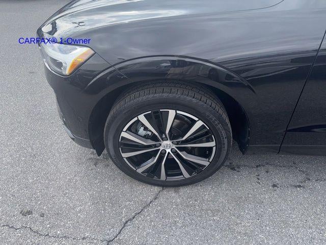 2023 Volvo XC60 B5 AWD Plus Dark Theme