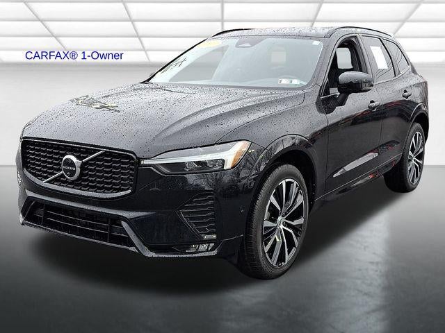 2023 Volvo XC60 B5 AWD Plus Dark Theme