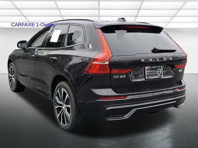 2023 Volvo XC60 B5 AWD Plus Dark Theme