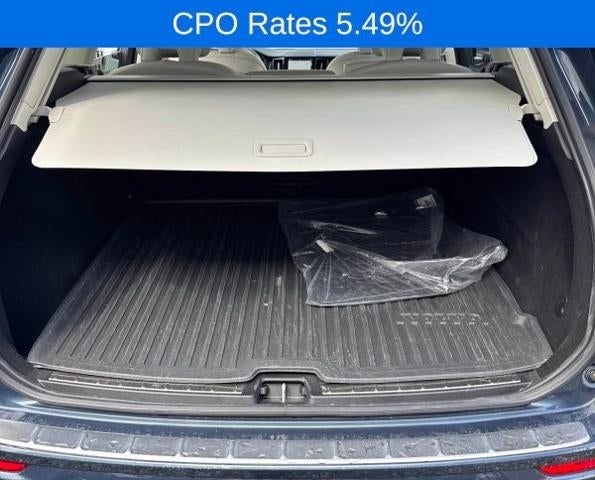 2023 Volvo XC60 B5 AWD Plus Dark Theme