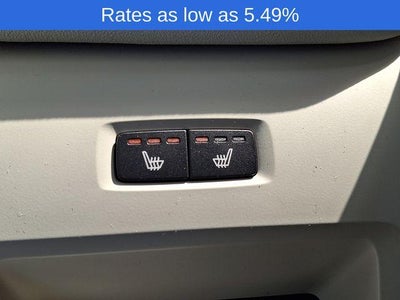 2023 Volvo XC60 B5 AWD Plus Dark Theme