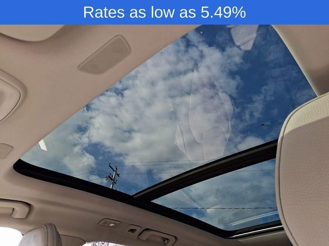 2023 Volvo XC60 B5 AWD Plus Dark Theme