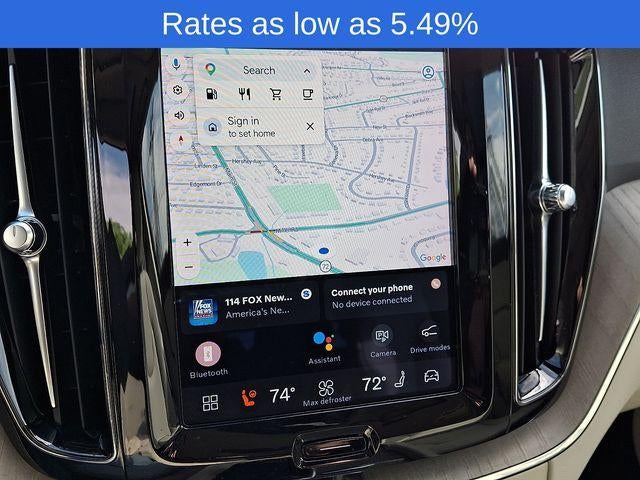 2023 Volvo XC60 B5 AWD Plus Dark Theme