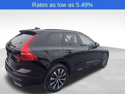 2023 Volvo XC60 B5 AWD Plus Dark Theme