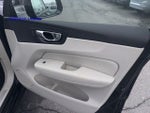 2023 Volvo XC60 B5 AWD Plus Dark Theme