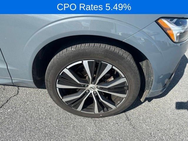 2023 Volvo XC60 B5 AWD Plus Dark Theme