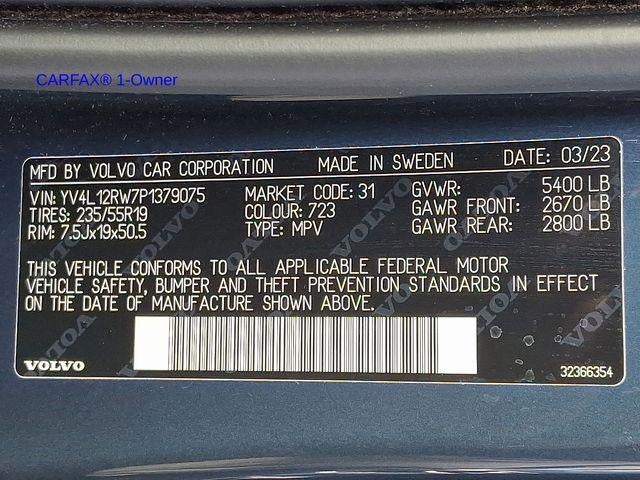 2023 Volvo XC60 B5 AWD Plus Dark Theme