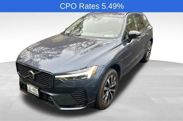 2023 Volvo XC60 B5 AWD Plus Dark Theme