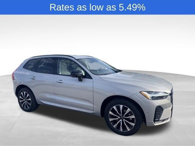 2023 Volvo XC60 B5 AWD Plus Dark Theme