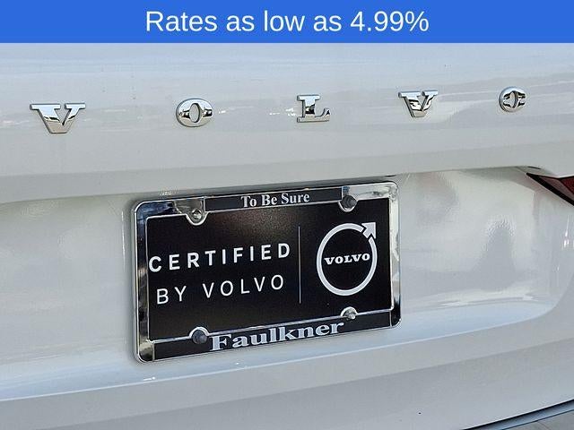 2023 Volvo XC60 B5 AWD Ultimate Dark Theme