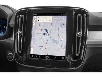 2025 Volvo XC40 B5 AWD Plus Dark Theme