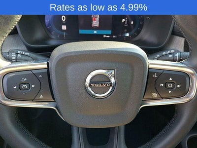 2023 Volvo XC40 B5 AWD Plus Bright Theme