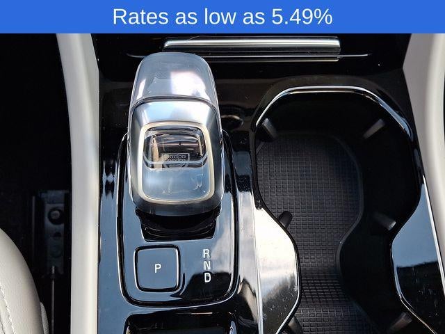 2023 Volvo XC40 B5 AWD Plus Bright Theme