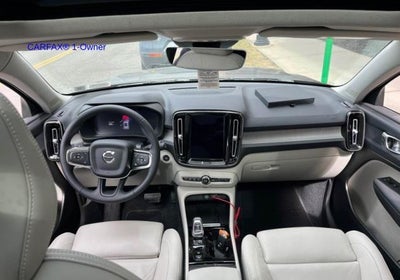 2023 Volvo XC40 B5 AWD Plus Bright Theme