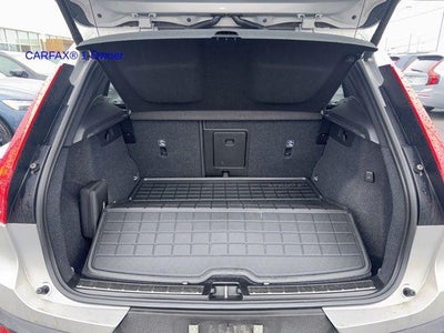 2023 Volvo XC40 B5 AWD Plus Bright Theme