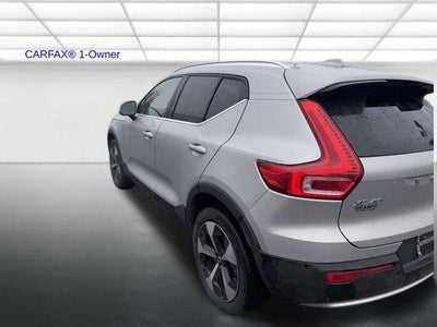 2023 Volvo XC40 B5 AWD Plus Bright Theme