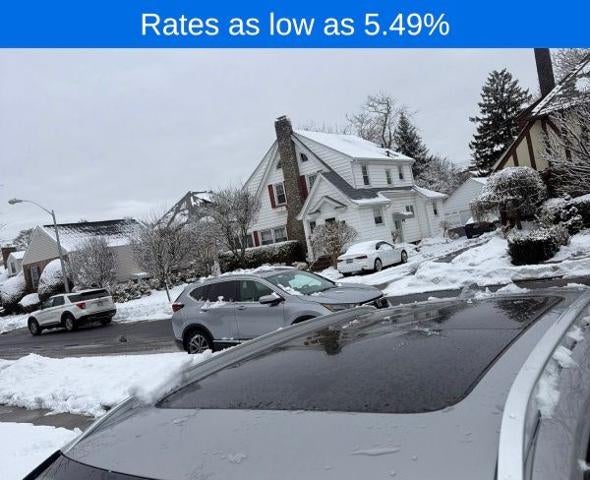 2023 Volvo XC40 B5 AWD Plus Bright Theme