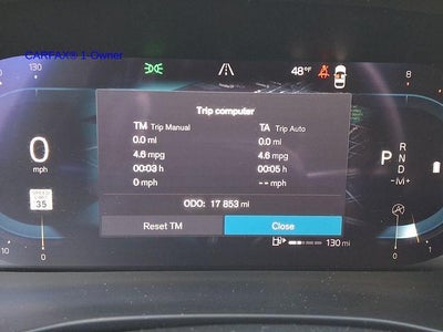 2023 Volvo XC40 B5 AWD Plus Dark Theme