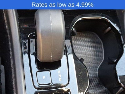 2023 Volvo XC40 B5 AWD Plus Dark Theme