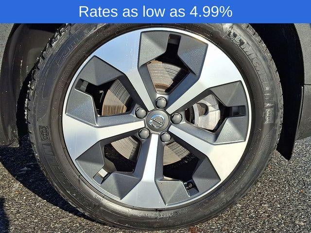 2023 Volvo XC40 B5 AWD Plus Dark Theme