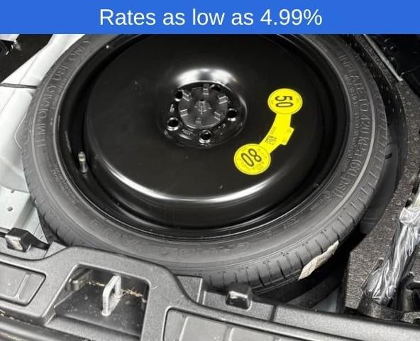 2023 Volvo XC40 B5 AWD Plus Dark Theme