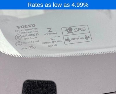 2023 Volvo XC40 B5 AWD Plus Dark Theme