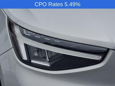 2023 Volvo XC40 B5 AWD Plus Dark Theme