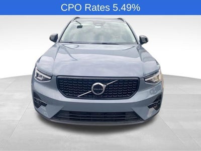 2023 Volvo XC40 B5 AWD Ultimate Dark Theme