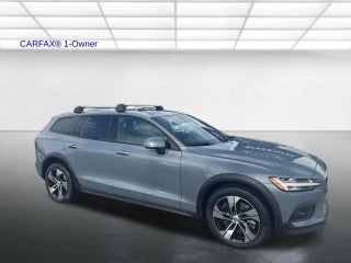 2024 Volvo V60 Cross Country B5 AWD Plus