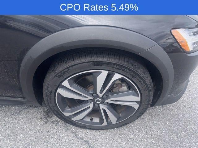 2024 Volvo V60 Cross Country B5 AWD Plus