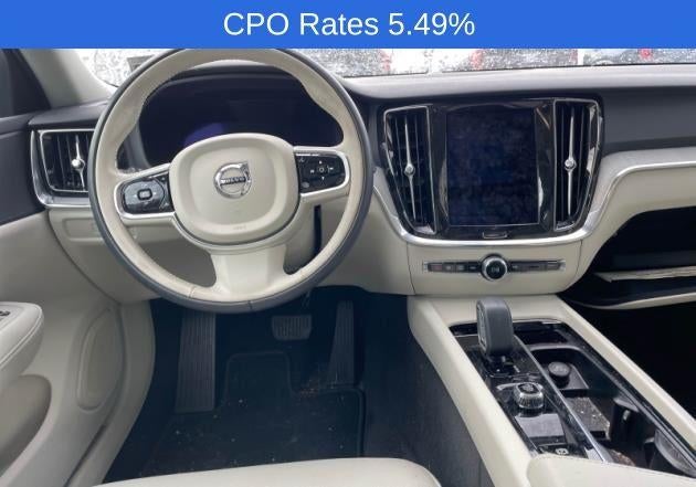 2024 Volvo V60 Cross Country B5 AWD Plus
