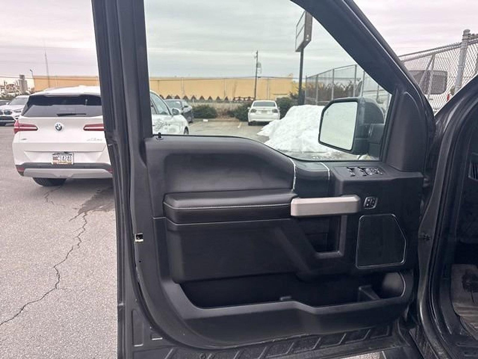 2019 Ford F-150 LARIAT 4WD SuperCrew 5.5' Box