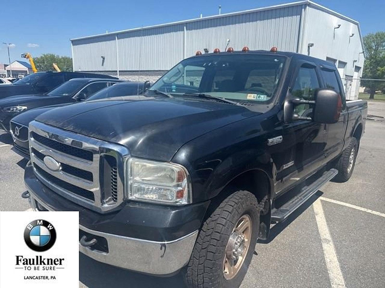 2005 Ford Super Duty F-350 SRW Lariat