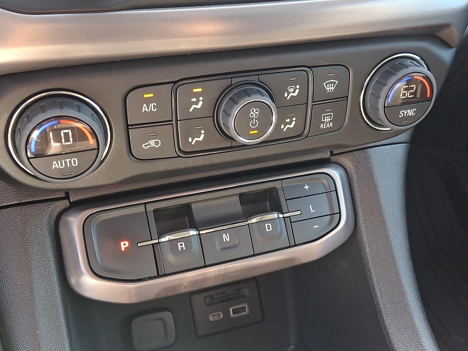 2022 GMC Acadia AWD AT4