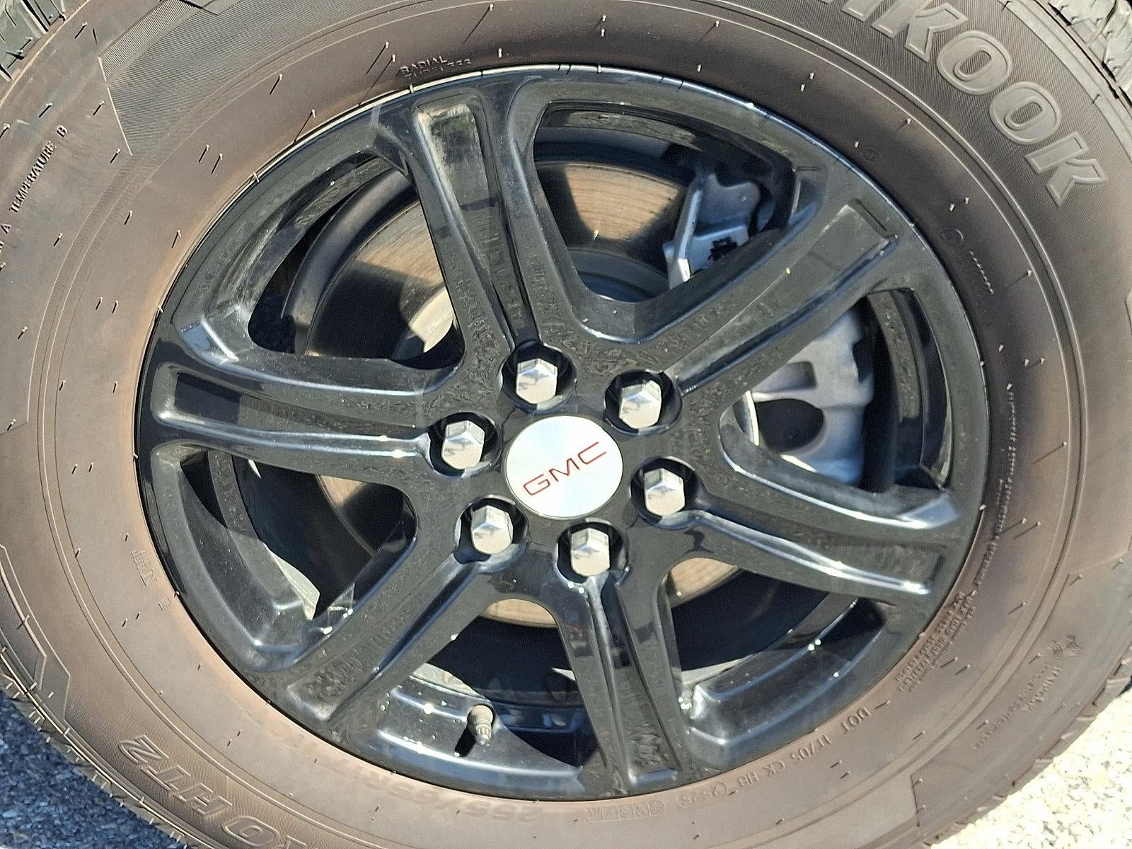 2022 GMC Acadia AWD AT4