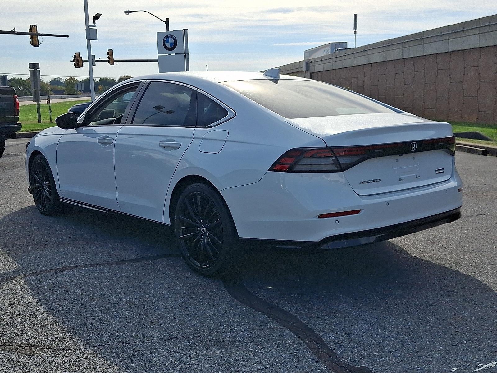 2023 Honda Accord Hybrid Touring Sedan w/o BSI