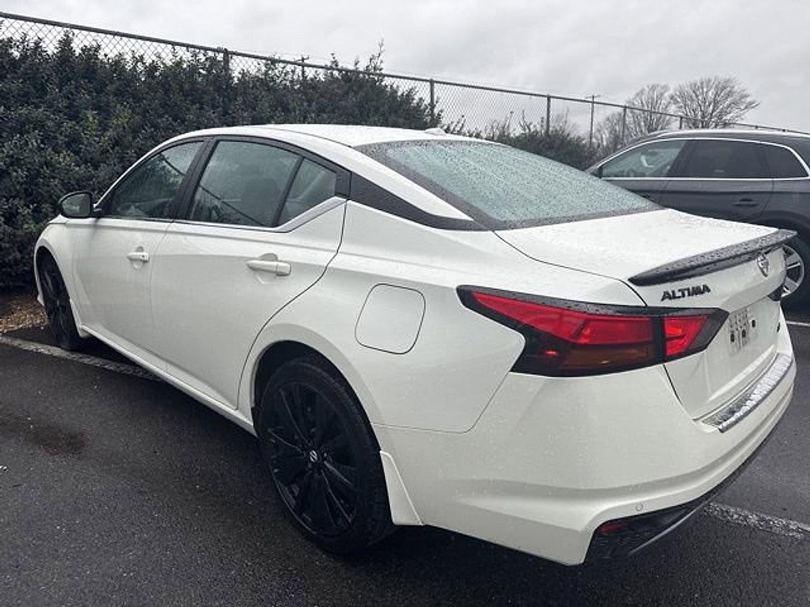 2022 Nissan Altima 2.5 SR AWD Sedan