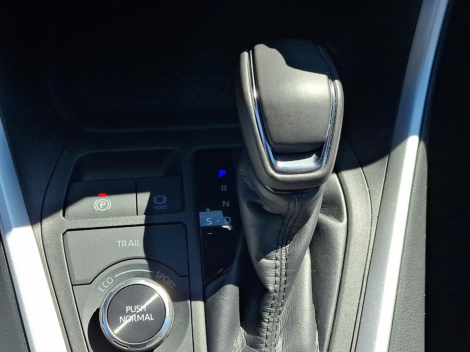 2019 Toyota RAV4 Hybrid XSE AWD (Natl)