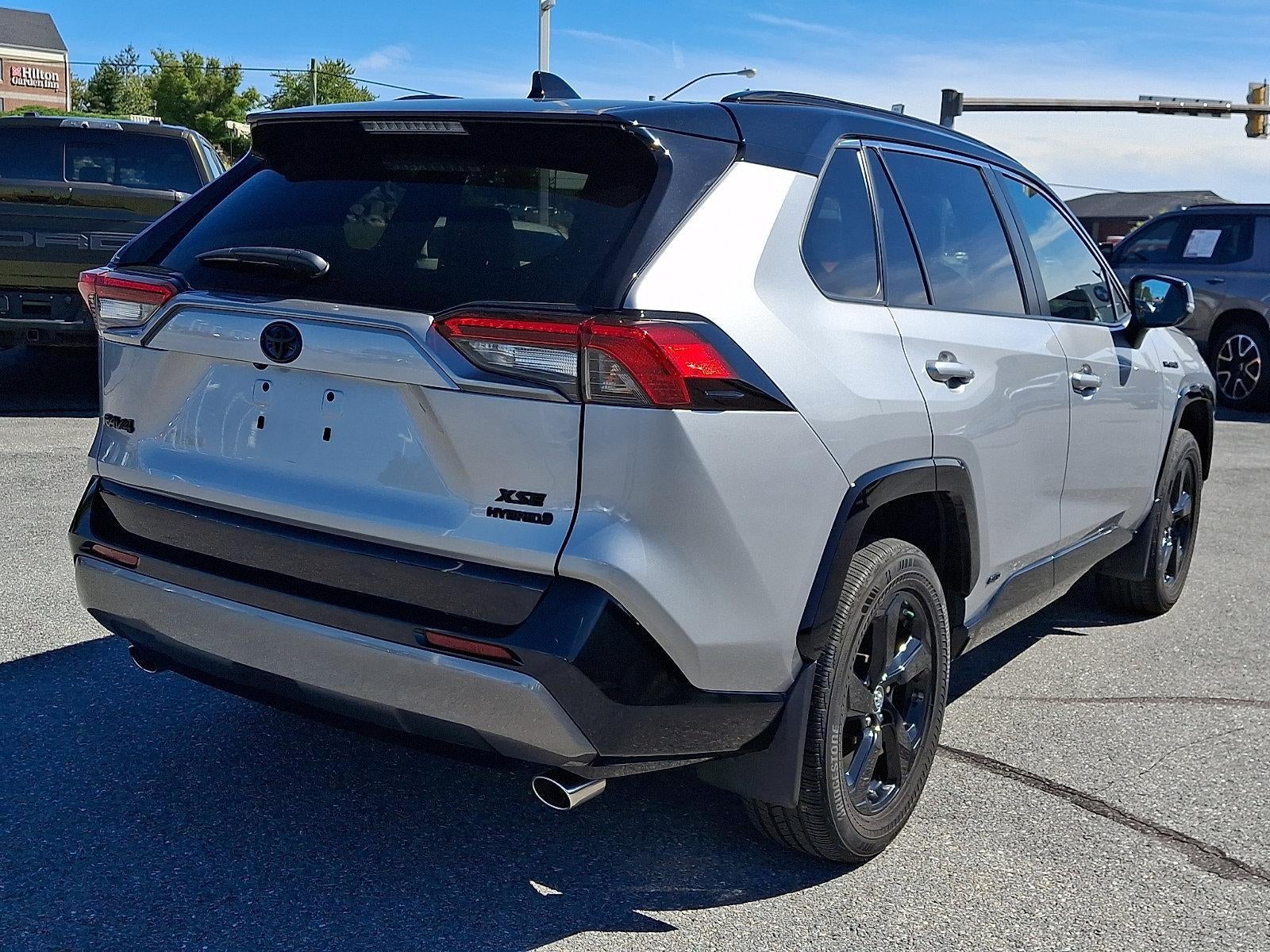 2019 Toyota RAV4 Hybrid XSE AWD (Natl)