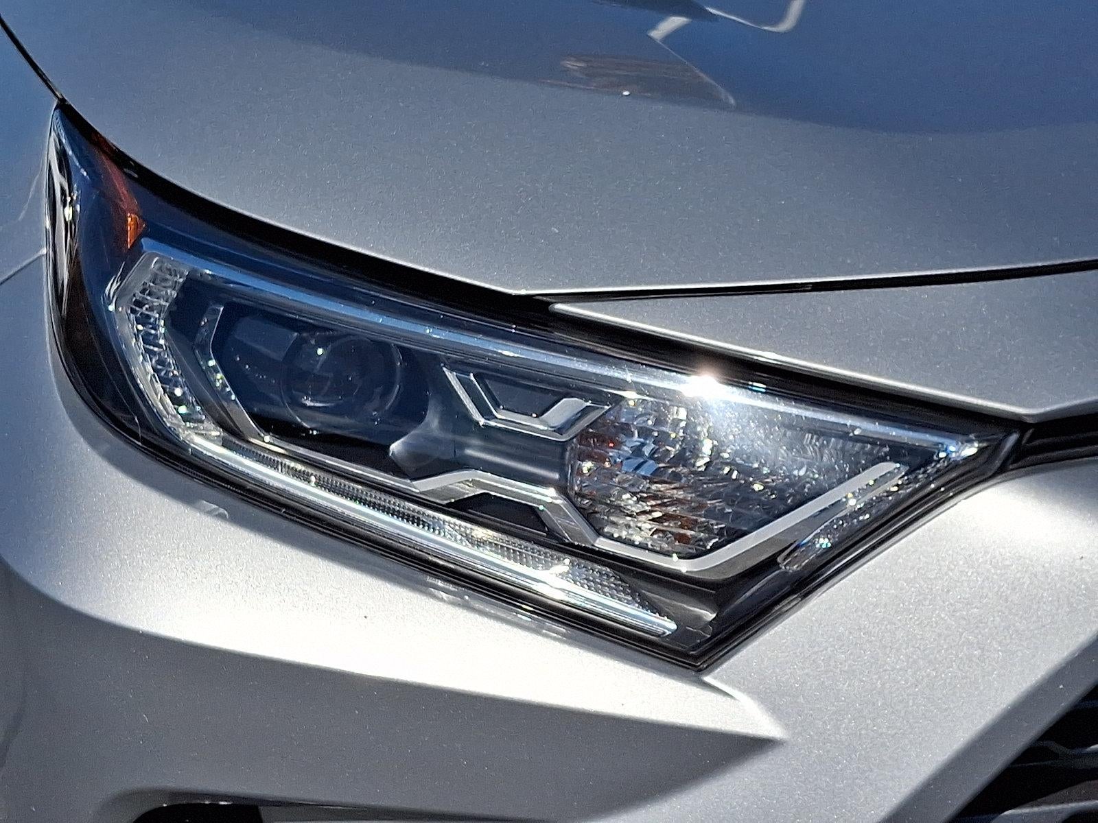 2019 Toyota RAV4 Hybrid XSE AWD (Natl)