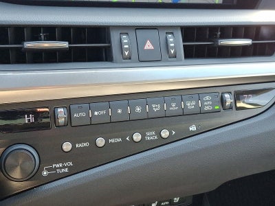 2020 Lexus ES 300h Luxury FWD