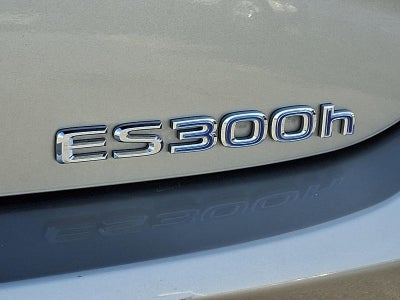 2020 Lexus ES 300h Luxury FWD